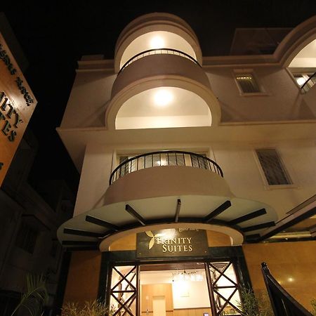 Trinity Suits Bangalore Luaran gambar