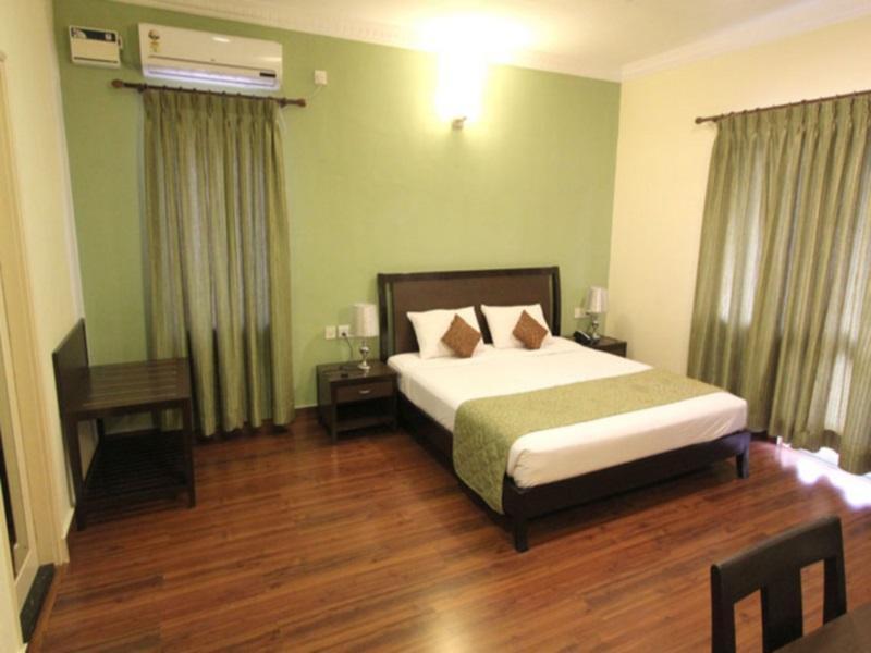 Trinity Suits Bangalore Luaran gambar