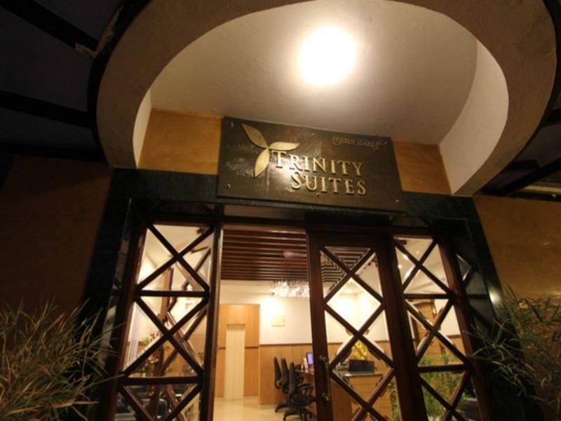 Trinity Suits Bangalore Luaran gambar