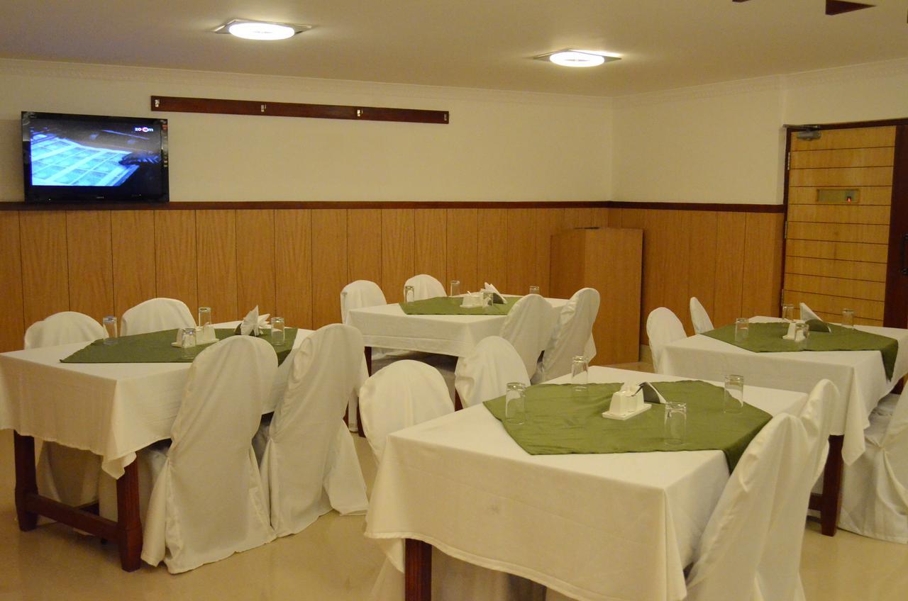 Trinity Suits Bangalore Luaran gambar